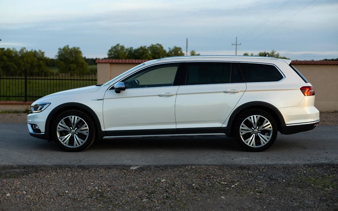 Volkswagen Passat cena 80000 przebieg: 163000, rok produkcji 2016 z Zduny małe 352